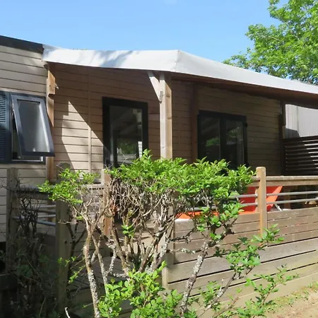 Kemp Mobil-home Dans 4 Etoiles Entre Et Foret A Saint-hilaire De Riez